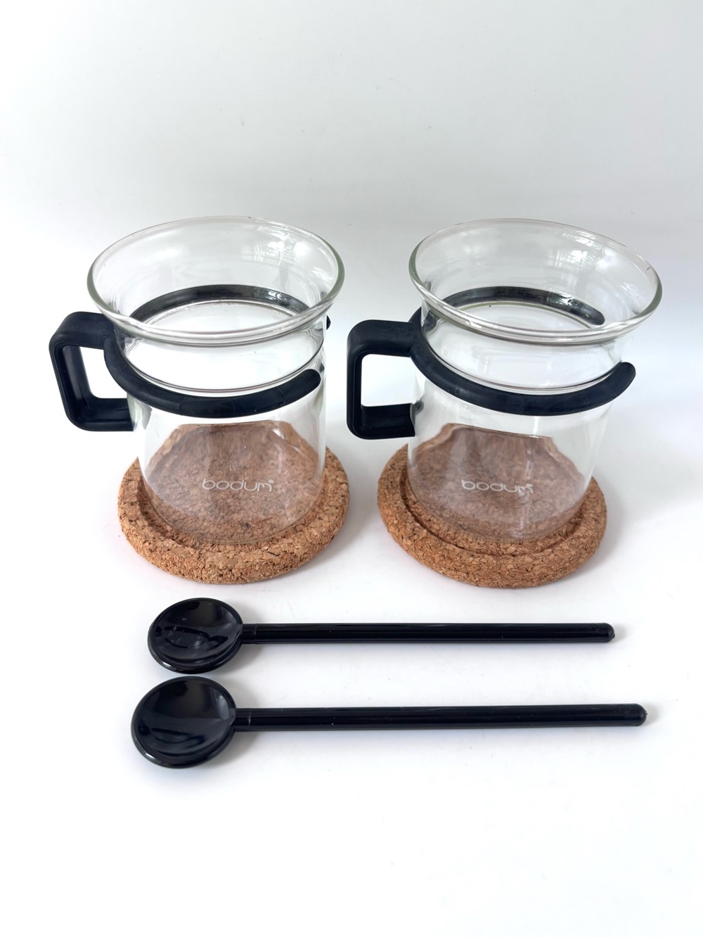 2 Bodum Vintage Coffee Tea Cups Mugs Black Bistro Picard with Corks Spoons TNG